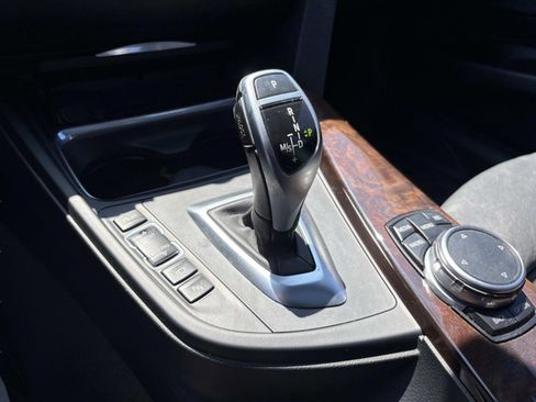 Used 2015 BMW 335i Gran Turismo xDrive image 32