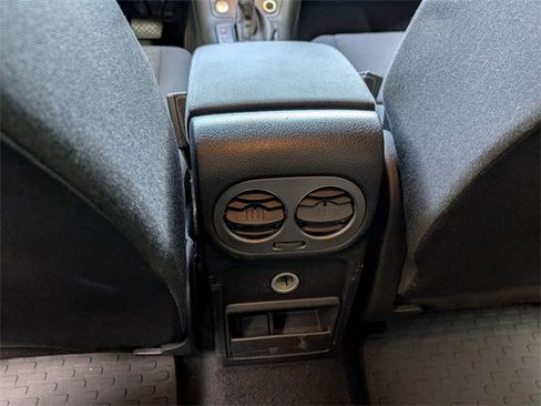 Used 2018 Volkswagen Tiguan Limited w/ Premium Package image 24