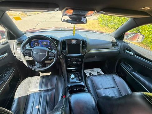 Used 2020 Chrysler 300 S RWD image 6