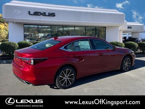 New 2025 Lexus ES 350 w/ Premium Package image 4