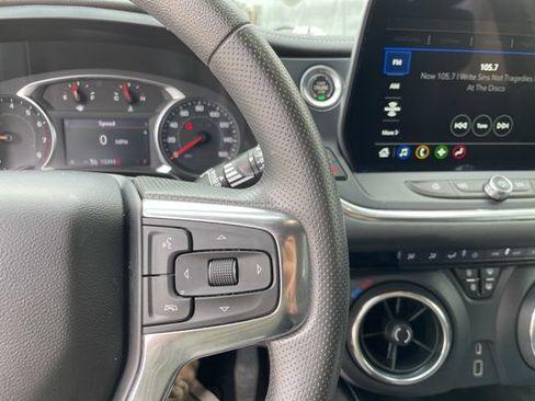 Used 2023 Chevrolet Blazer LT AWD/4WD image 20