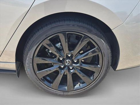 Used 2025 MAZDA MAZDA3 s FWD image 8
