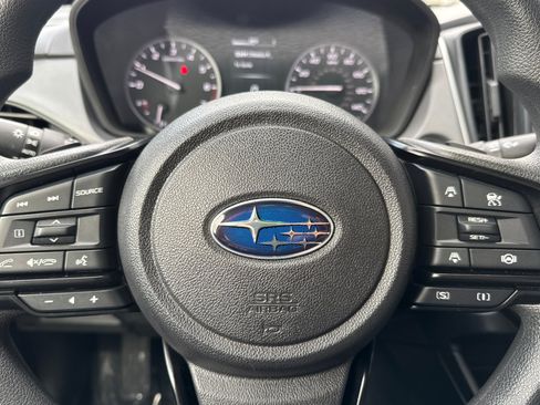 Used 2025 Subaru Crosstrek 2.5i Premium AWD/4WD image 24