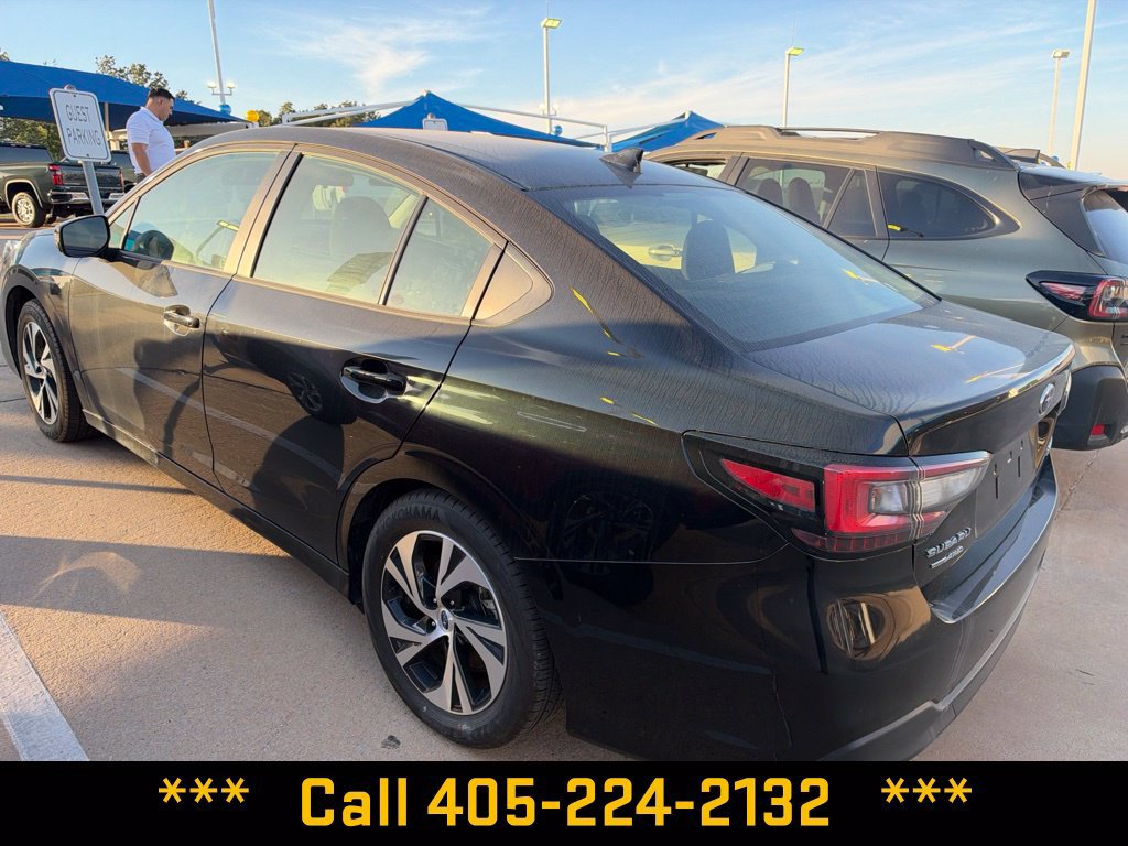 Used 2025 Subaru Legacy Premium AWD/4WD image 2