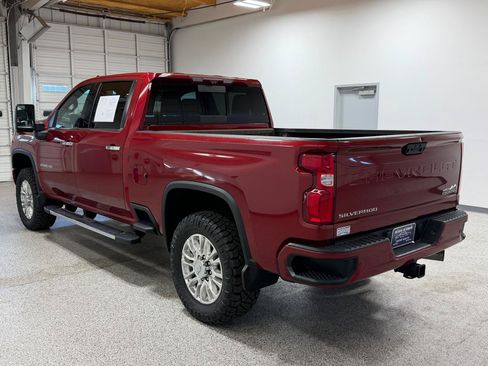 Used 2020 Chevrolet Silverado 2500 High Country AWD/4WD image 9