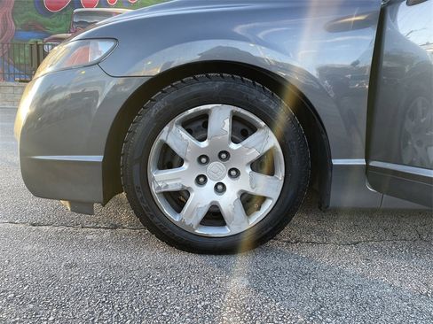 Used 2011 Honda Civic LX image 9