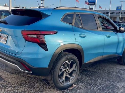 New 2025 Chevrolet Trax LT image 3