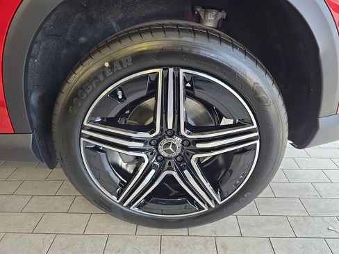 New 2026 Mercedes-Benz GLC 300 image 36