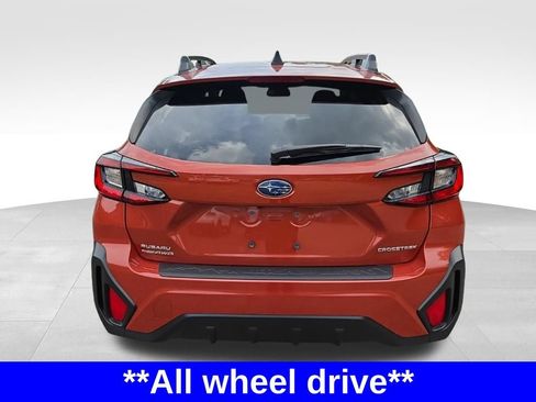 Used 2024 Subaru Crosstrek 2.0i Premium AWD/4WD image 7