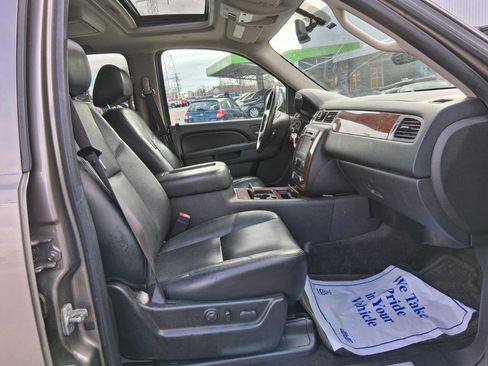 Used 2012 Chevrolet Tahoe LTZ image 18