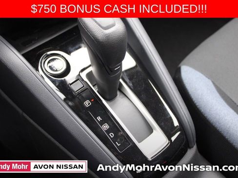 New 2025 Nissan Versa SV image 25