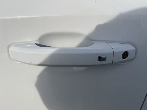 Used 2025 GMC Sierra 1500 AT4 image 18