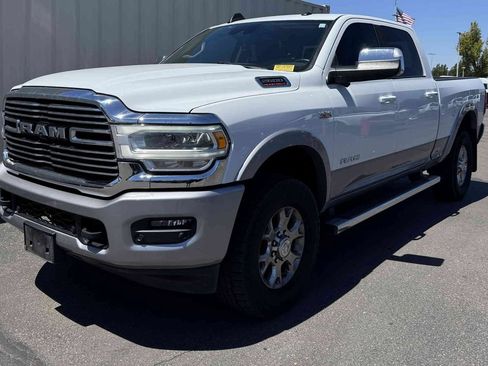 Used 2020 RAM 2500 Laramie AWD/4WD image 2