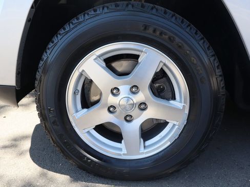 Used 2006 Jeep Grand Cherokee Limited AWD/4WD image 40