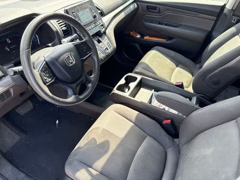 Used 2019 Honda Odyssey LX image 9