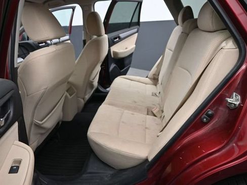 Used 2017 Subaru Outback 2.5i Premium AWD/4WD image 14