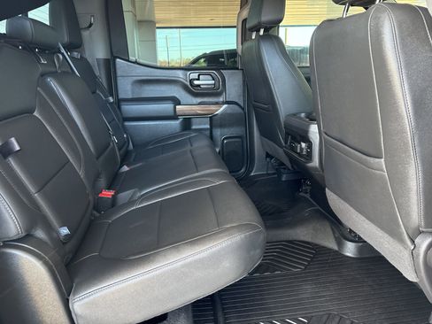 Used 2021 Chevrolet Silverado 1500 LT Trail Boss w/ Convenience Package II image 13