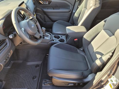 New 2025 Subaru Forester Touring image 3