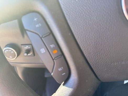 New 2025 Chevrolet Express 3500 w/ Driver Convenience Package image 19