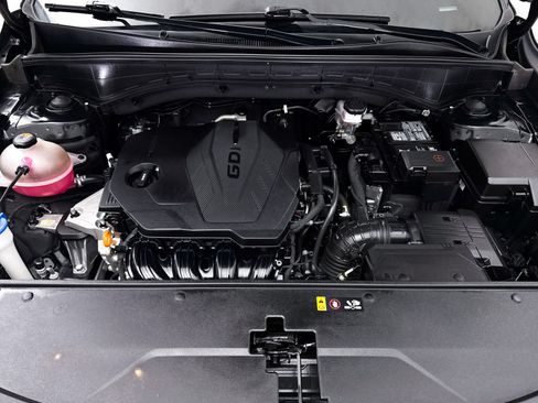 Certified 2023 Kia Sorento LX FWD image 11