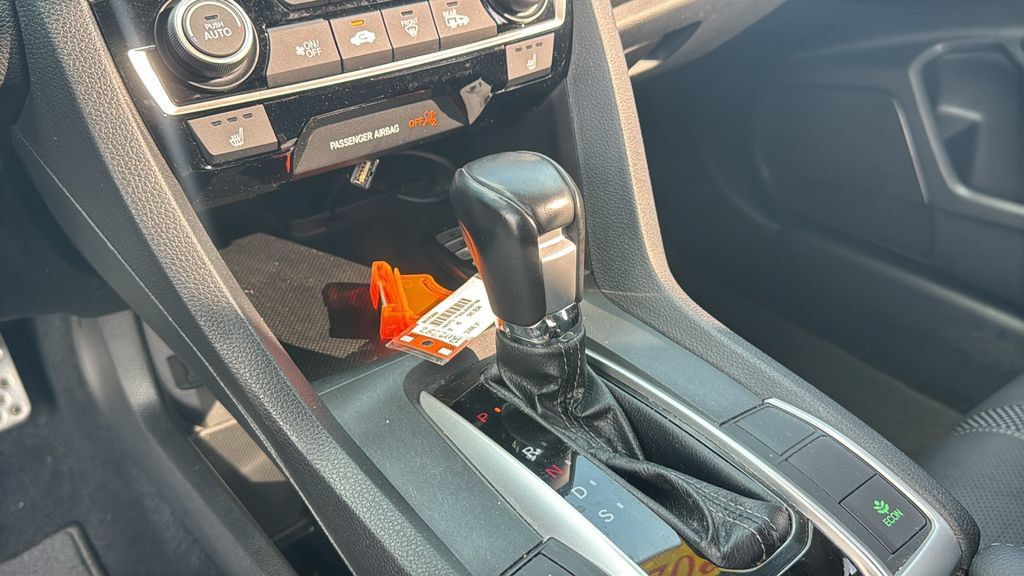 Certified 2020 Honda Civic Touring image 21