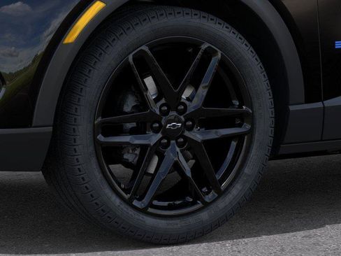 New 2026 Chevrolet Equinox EV LT w/ LPO, Blackout Package image 9