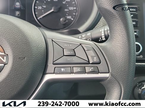 Used 2022 Nissan Kicks SV FWD image 23