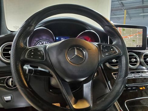 Used 2017 Mercedes-Benz GLC 300 4MATIC image 28