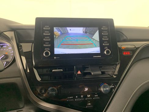 Used 2022 Toyota Camry SE image 26