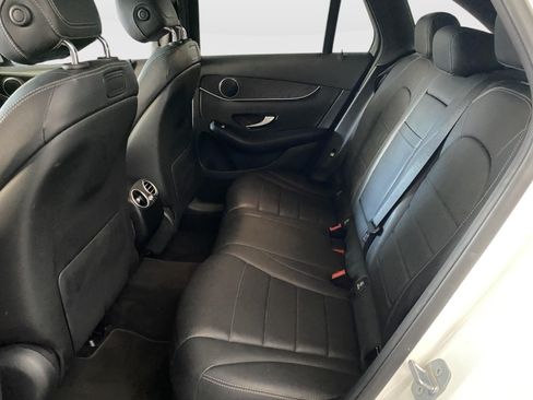 Used 2018 Mercedes-Benz GLC 300 4MATIC image 19