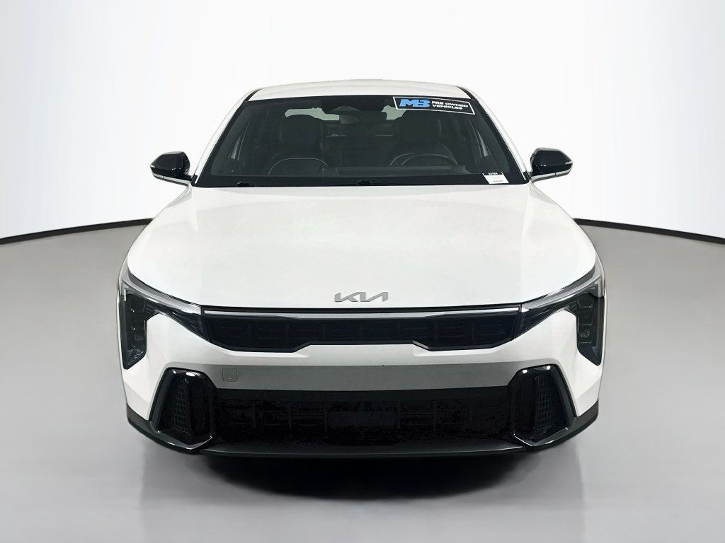 Used 2025 Kia K4 GT-Line FWD image 2