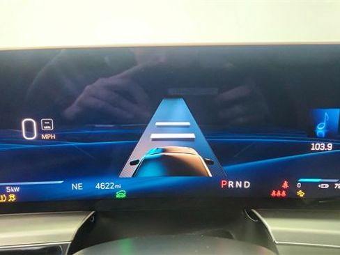 Used 2025 Cadillac Lyriq Sport image 38