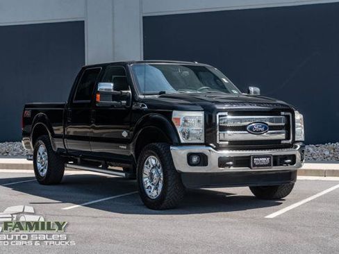 Used 2016 Ford F250 King Ranch w/ FX4 Off-Road Package AWD/4WD image 13