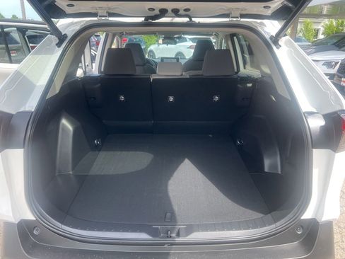 Used 2023 Toyota RAV4 XLE w/ Convenience Package AWD/4WD image 12