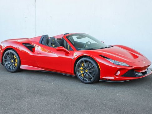 Certified 2022 Ferrari F8 Tributo RWD image 1