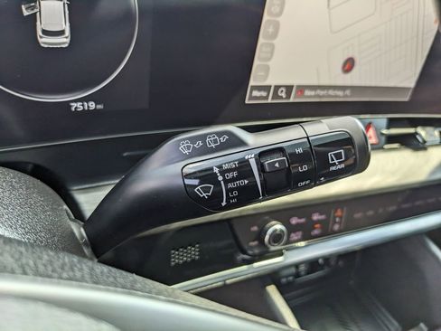 Certified 2025 Kia Sportage X-Pro Prestige image 35