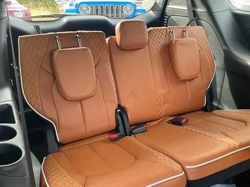 New 2026 Chrysler Pacifica Pinnacle AWD/4WD image 34