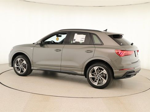 New 2025 Audi Q3 2.0T Premium image 3