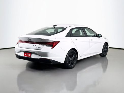 Used 2022 Hyundai Elantra Blue w/ Cargo Package FWD image 5