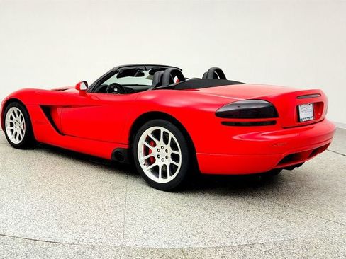 Used 2004 Dodge Viper SRT-10 RWD image 7