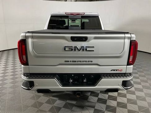 Used 2022 GMC Sierra 1500 AT4 AWD/4WD image 5