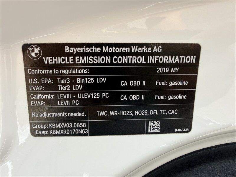 Used 2019 BMW 740i w/ M Sport Package RWD image 36