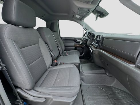 Used 2024 GMC Sierra 3500 SLE w/ SLE Convenience Package image 16