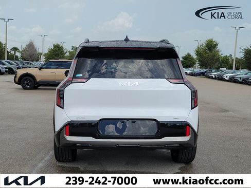 New 2026 Kia EV9 GT-Line AWD/4WD image 5