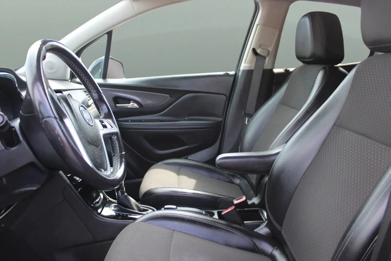 Used 2019 Buick Encore Preferred FWD image 11