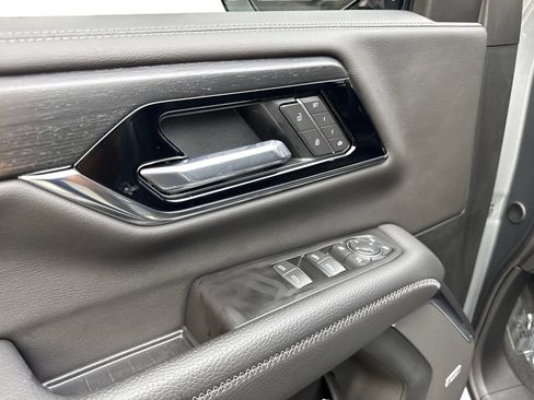 Used 2026 GMC Yukon Denali w/ Denali Reserve Package RWD image 33