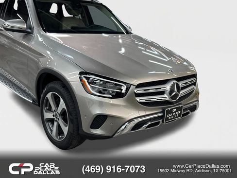 Used 2021 Mercedes-Benz GLC 300 w/ Premium Package image 3