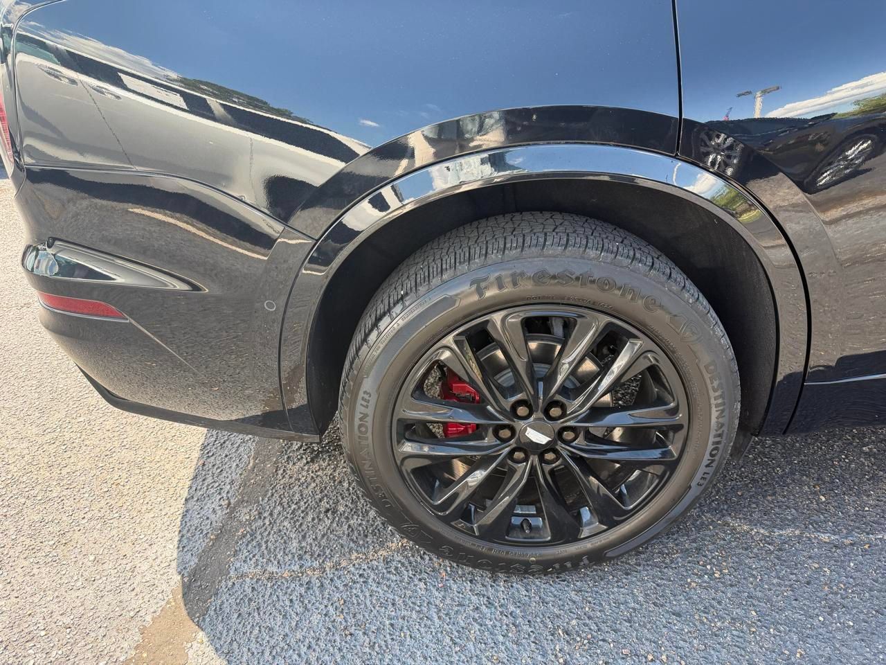 Used 2023 Cadillac XT6 Sport w/ LPO, ONYX Package AWD/4WD image 27