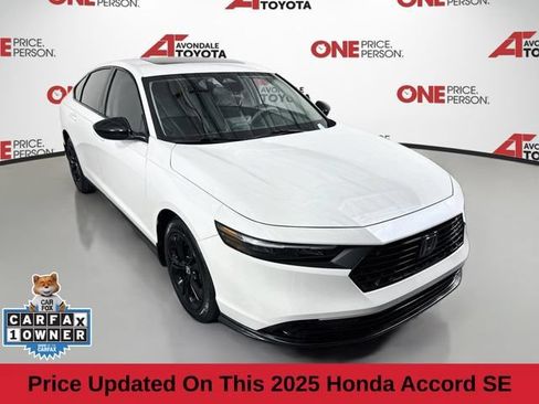 Used 2025 Honda Accord SE image 1
