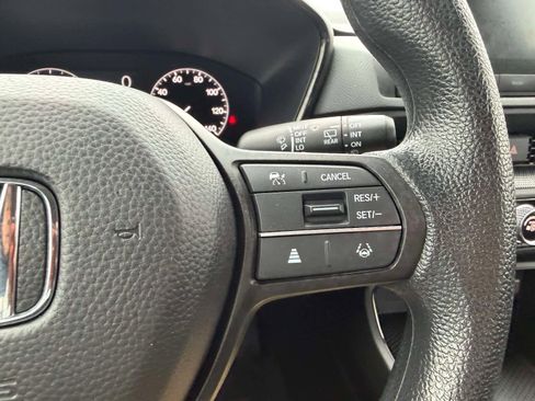 Used 2023 Honda CR-V LX image 25